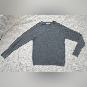 Women’s Heather Gray Crewneck Sweater